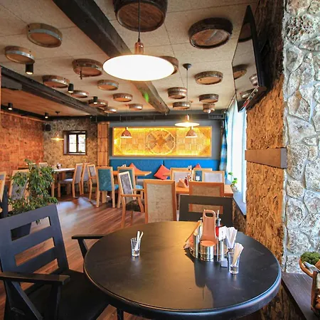 Соколови Къщи Hotel *