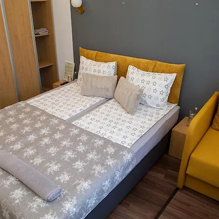 Соколови Къщи Hotel *